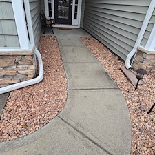 Iron-Mountain-2x1-Rock-Installation 0